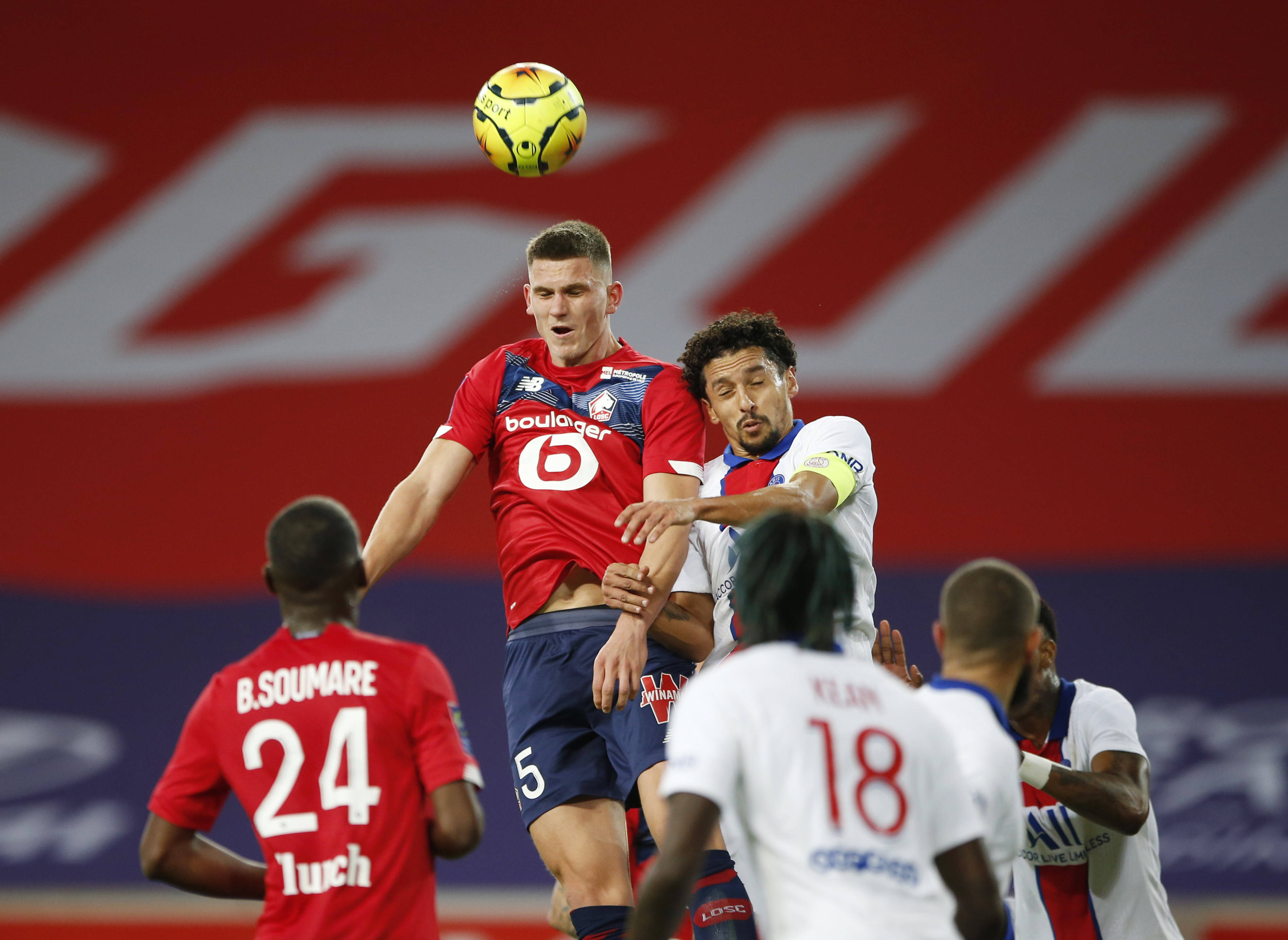 开云通用版 -包含NBA总决赛今晚走向成谜，里尔防线松动，赛场秩序良好，数据趋势出现新变化的词条